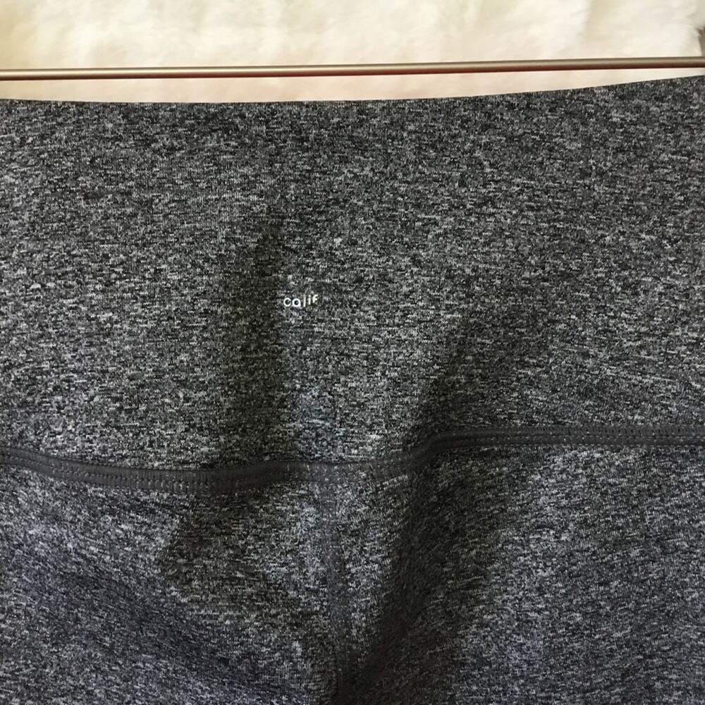 C&C California Grey and Black Leggings - Picture 5 of 8
